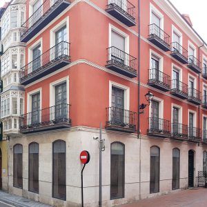 Edificio en Calle Regalado /VA/